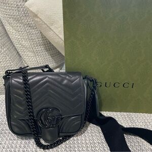 Gucci Calfskin Matelasse Monochrome Mini GG Marmont Crossbody Shoulder Bag Black